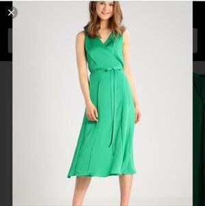 Banana Republic Kelly green wrap dress M